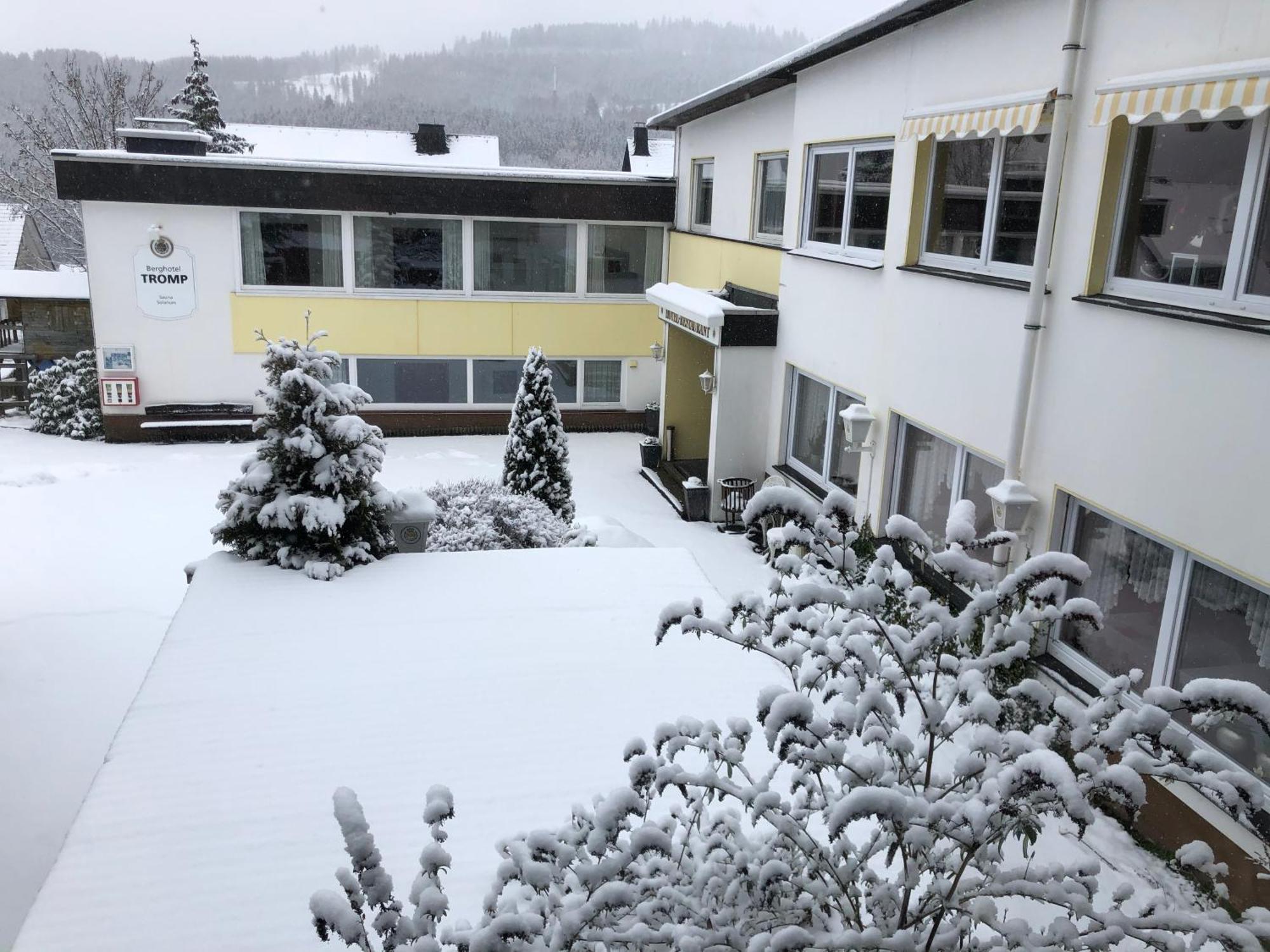Berghotel Natura Bed & Breakfast วินเทอร์แบร์ก ภายนอก รูปภาพ